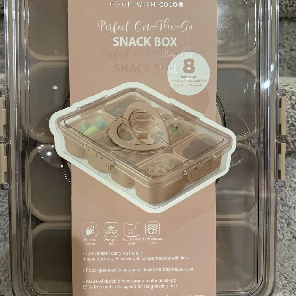 CWC Tan Snack Box with Compartments - Picture 2 of 6